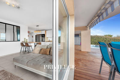 Appartement - 77 m² - 4 pièces