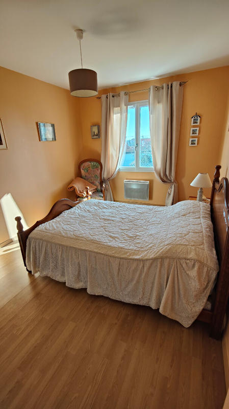 Maison - 180 m² - 7 pièces