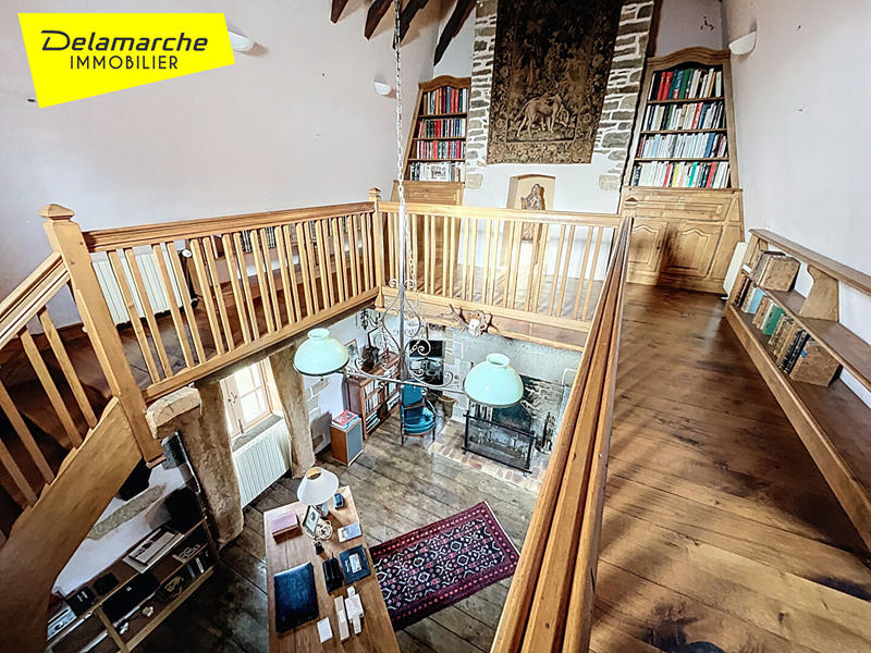 Maison - 340 m² - 10 pièces