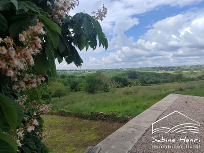 Maison - 211 m² - 5 pièces