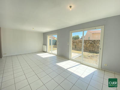 Maison - 88 m² - 4 pièces