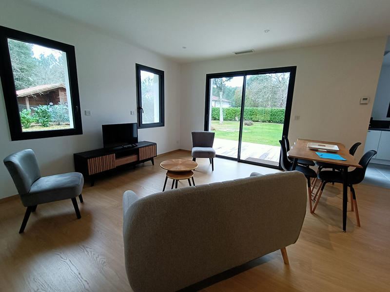 Maison - 90 m² - 4 pièces