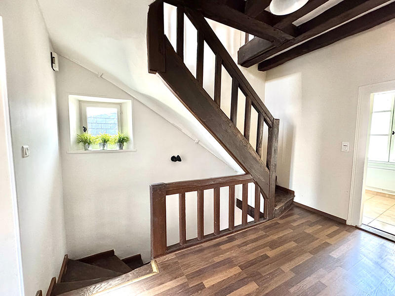 Immeuble - 8 pièces