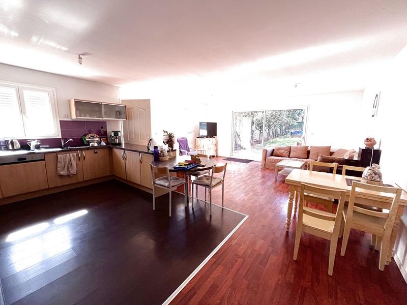 Villa - 100 m² - 4 pièces