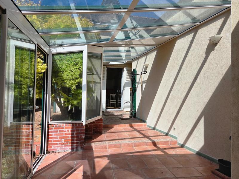 Maison - 215 m² - 7 pièces