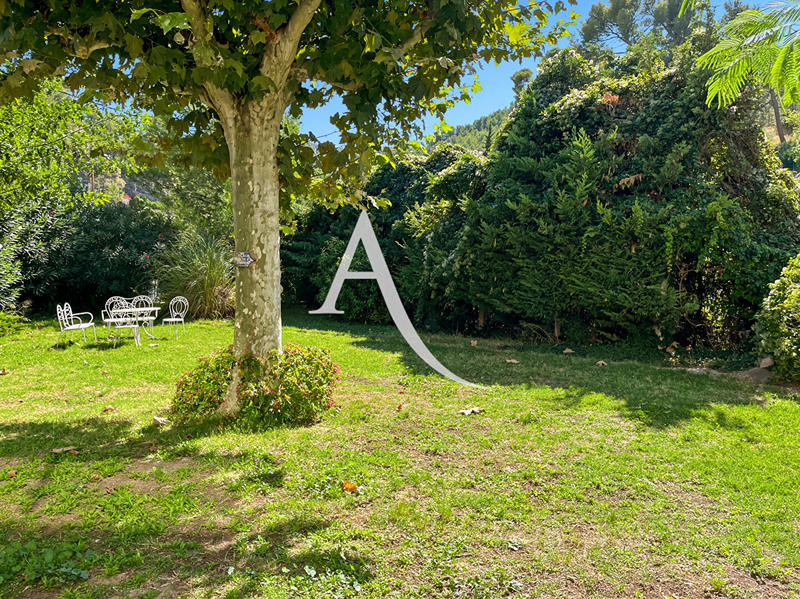 Appartement - 72 m² - 4 pièces