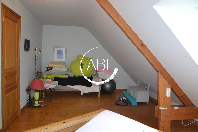 Maison - 206 m² - 7 pièces