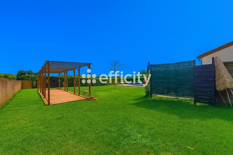 Pavillon - 97 m² - 5 pièces