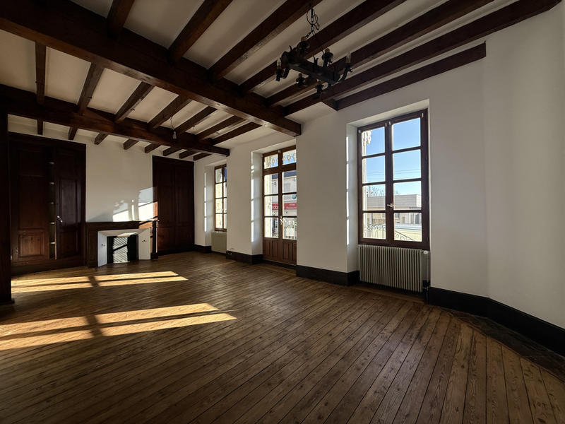 Maison de village - 165 m² - 11 pièces