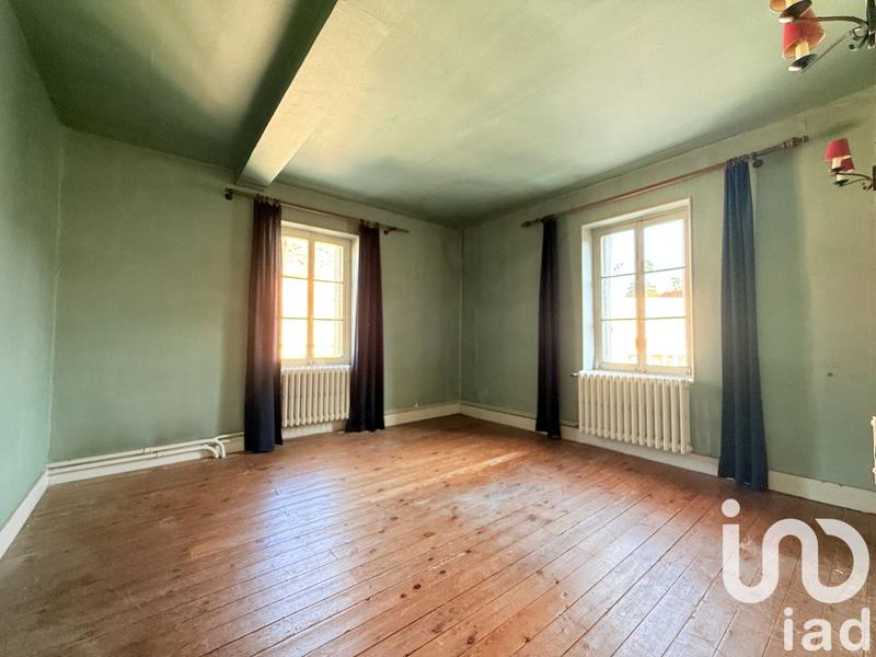 Maison - 202 m² - 9 pièces