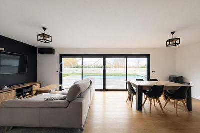 Pavillon - 132 m² - 6 pièces