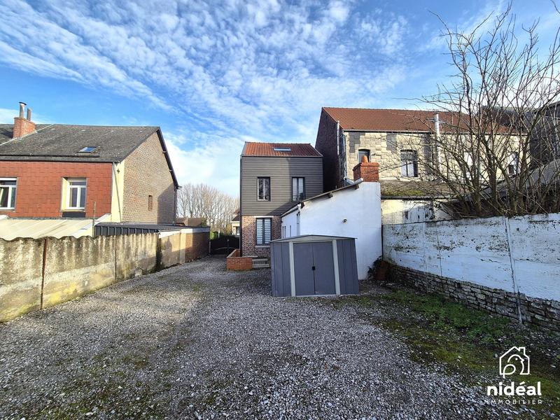 Maison - 80 m² - 4 pièces