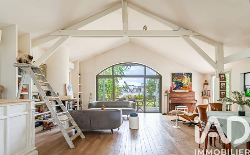 Maison de maîtres - 243 m² - 8 pièces