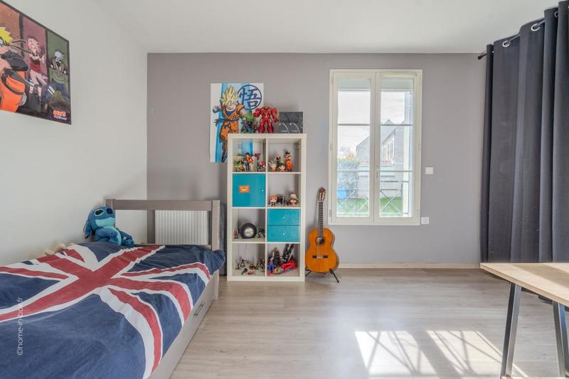 Maison - 170 m² - 8 pièces