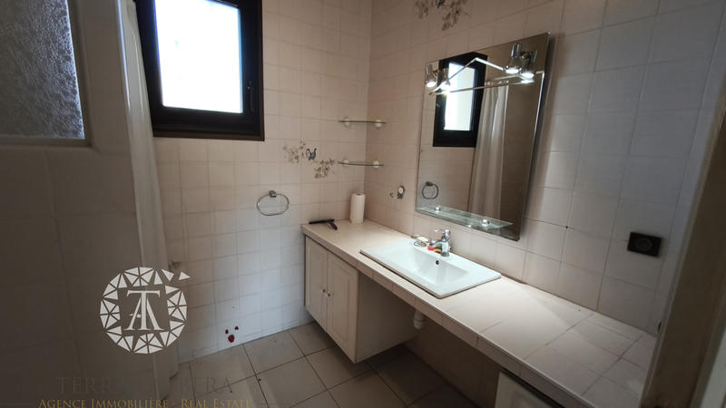 Appartement - 79 m² - 3 pièces