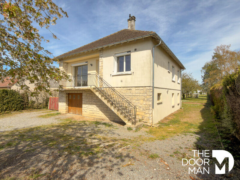 Immeuble - 136 m² - 8 pièces