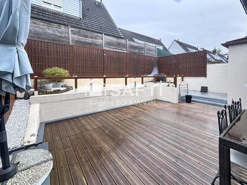 Maison - 90 m² - 5 pièces