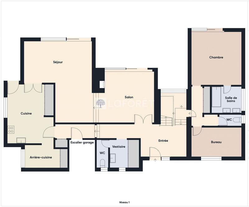 Maison - 213 m² - 8 pièces