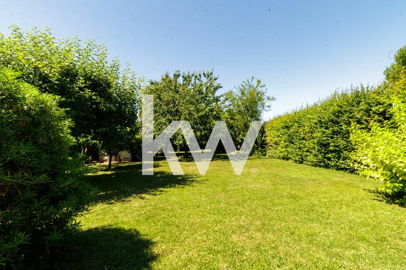 Maison - 155 m² - 6 pièces