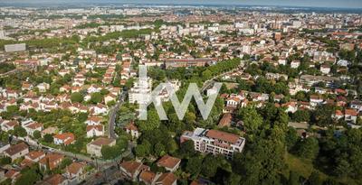 Appartement - 86 m² - 4 pièces