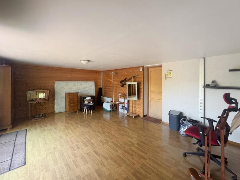 Maison - 167 m² - 7 pièces