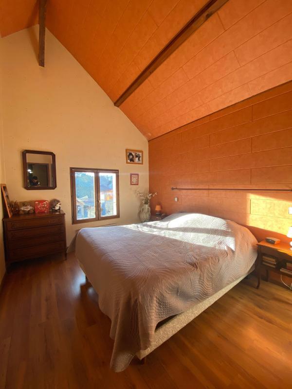 Maison - 260 m² - 5 pièces