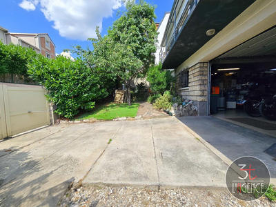 Maison - 192 m² - 8 pièces