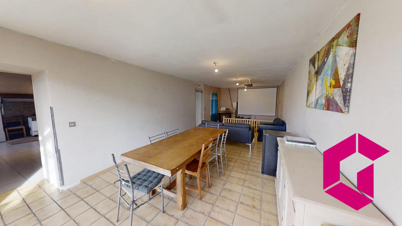 Maison ancienne - 207 m² - 7 pièces