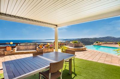 Demeure - 219 m² - 7 pièces