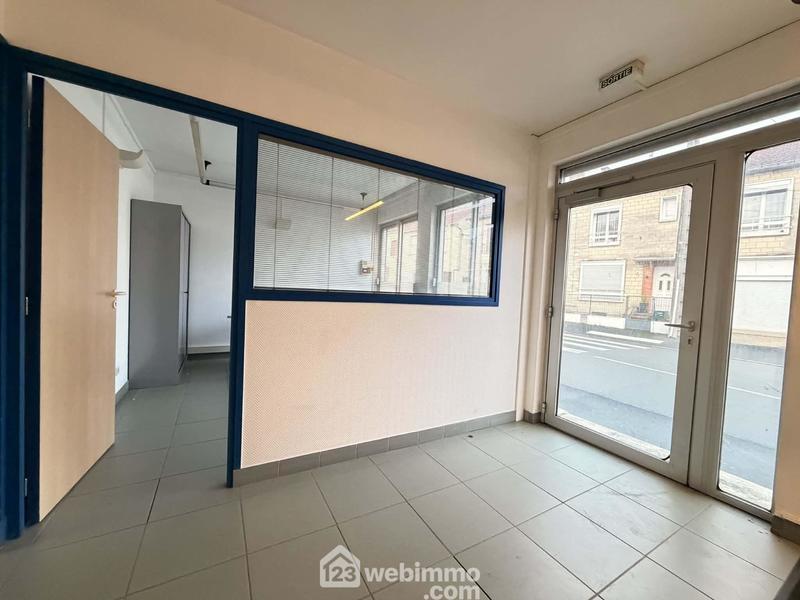 Bureau - 79 m² - 4 pièces