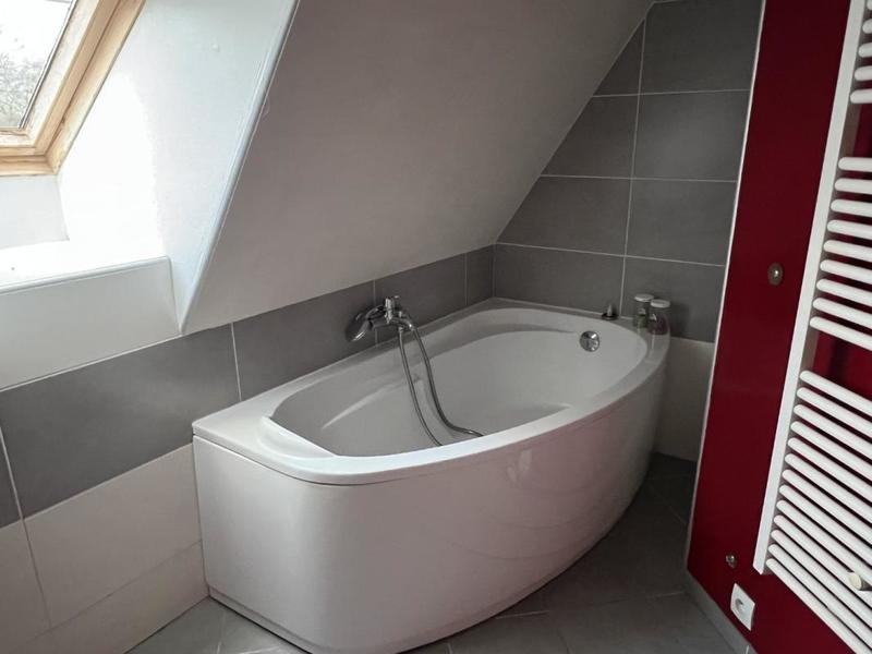 Corps de ferme - 180 m² - 6 pièces