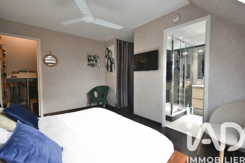 Maison - 140 m² - 7 pièces