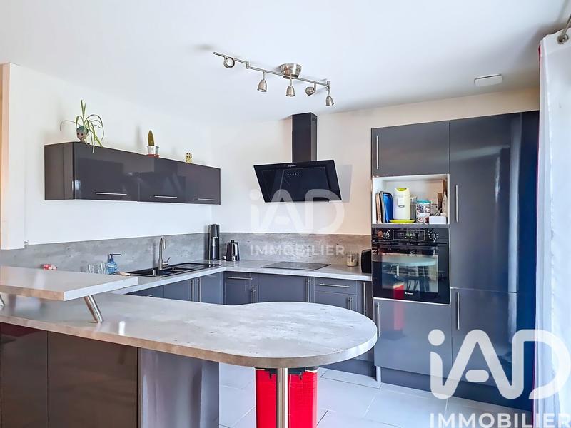 Maison - 96 m² - 4 pièces