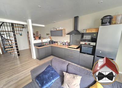 Appartement - 80 m² - 3 pièces