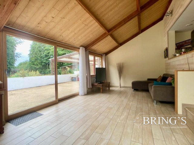 Maison - 167 m² - 6 pièces