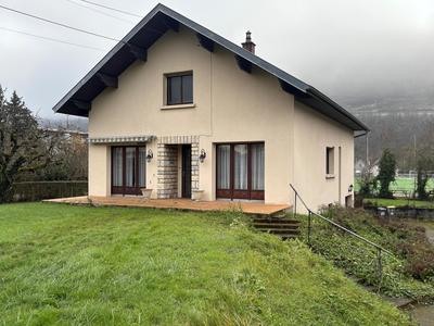 Maison - 95 m² - 3 pièces