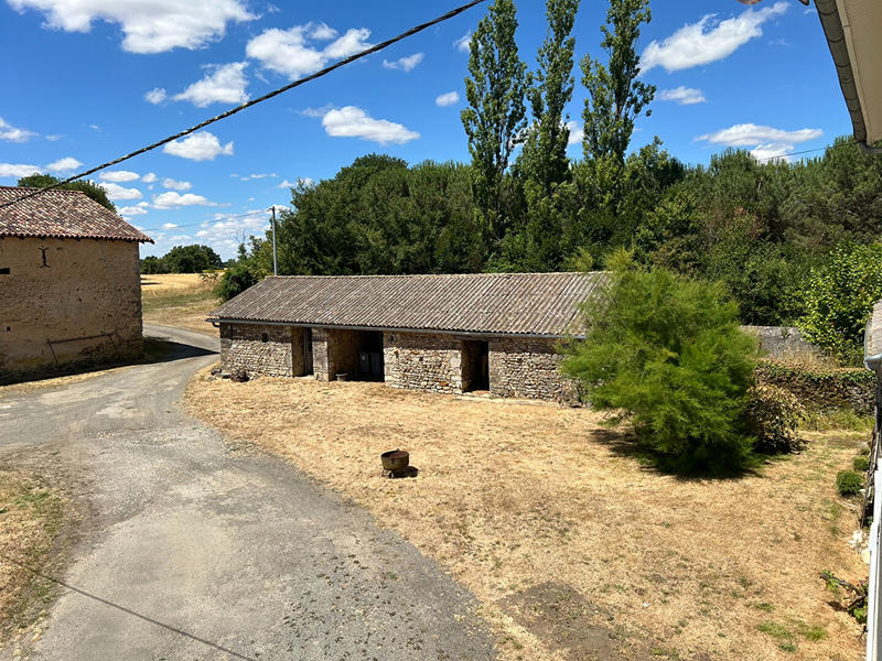 Maison - 185 m² - 9 pièces