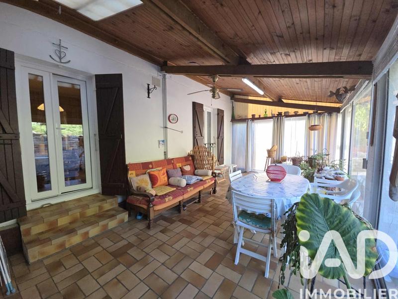 Maison - 92 m² - 5 pièces