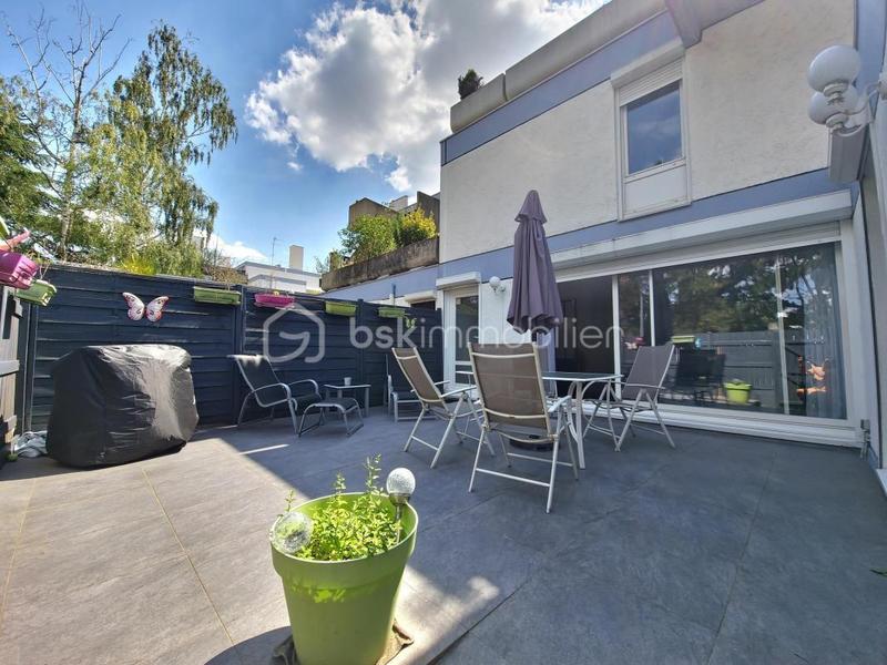 Appartement - 99 m² - 5 pièces