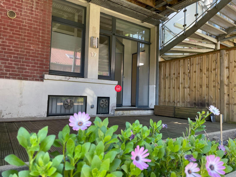 Loft - 77 m² - 3 pièces