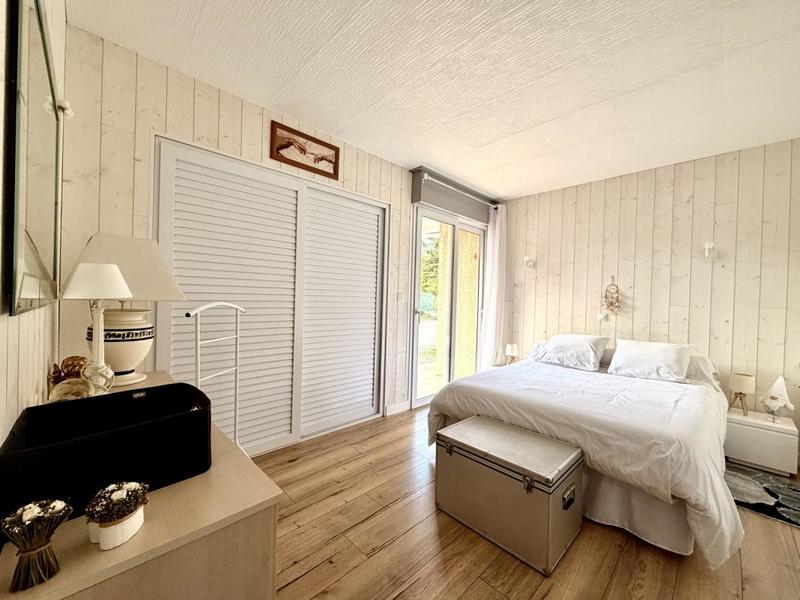 Villa - 200 m² - 7 pièces