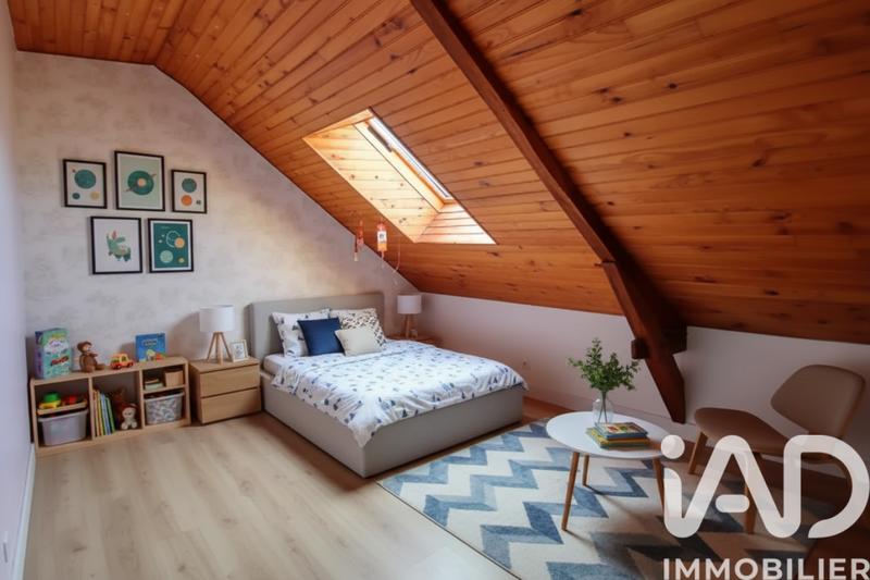 Maison - 145 m² - 9 pièces