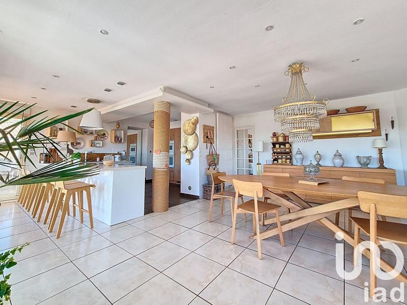 Maison de maîtres - 234 m² - 7 pièces