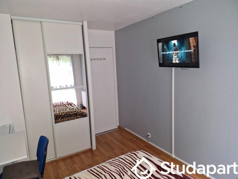 Chambre - 10 m² - 1 pièce