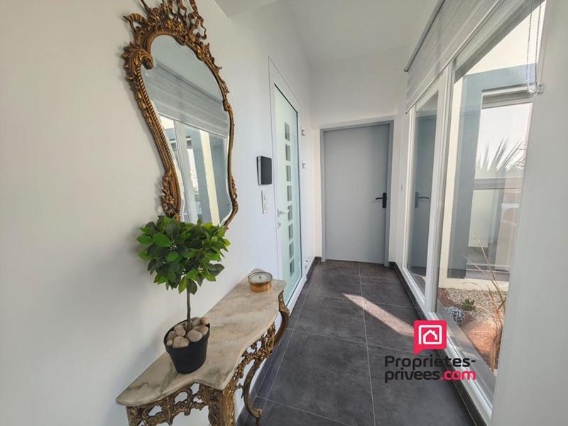 Villa - 220 m² - 6 pièces