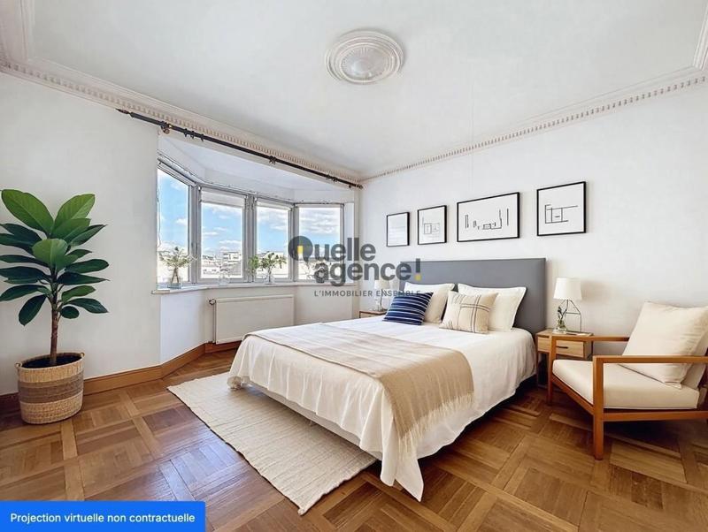 Appartement - 258 m² - 7 pièces