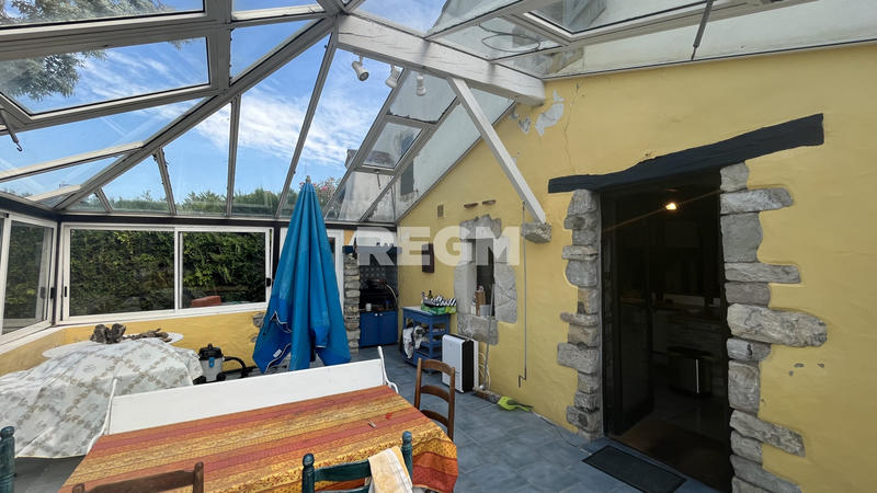 Maison - 200 m² - 7 pièces