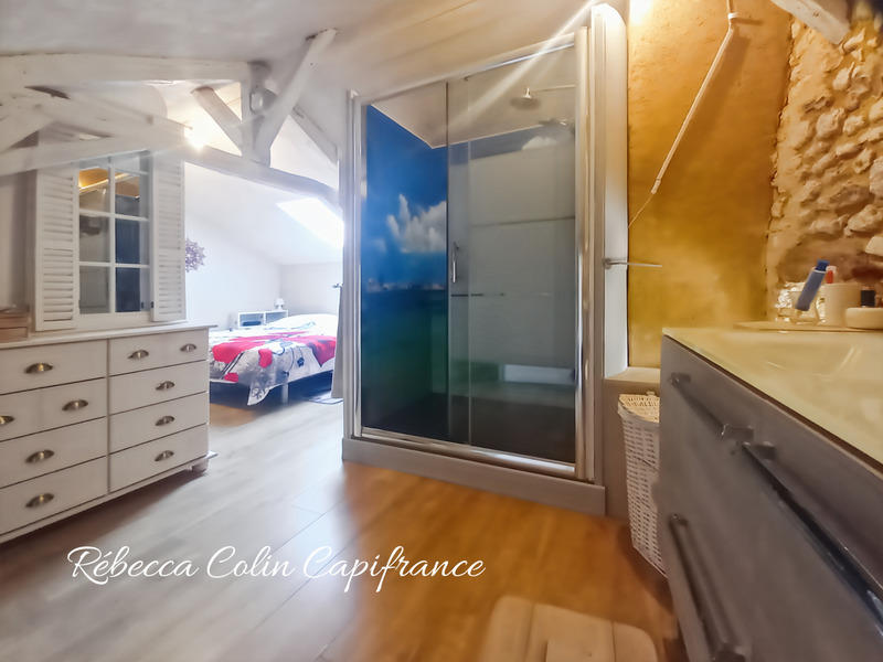 Maison - 225 m² - 8 pièces