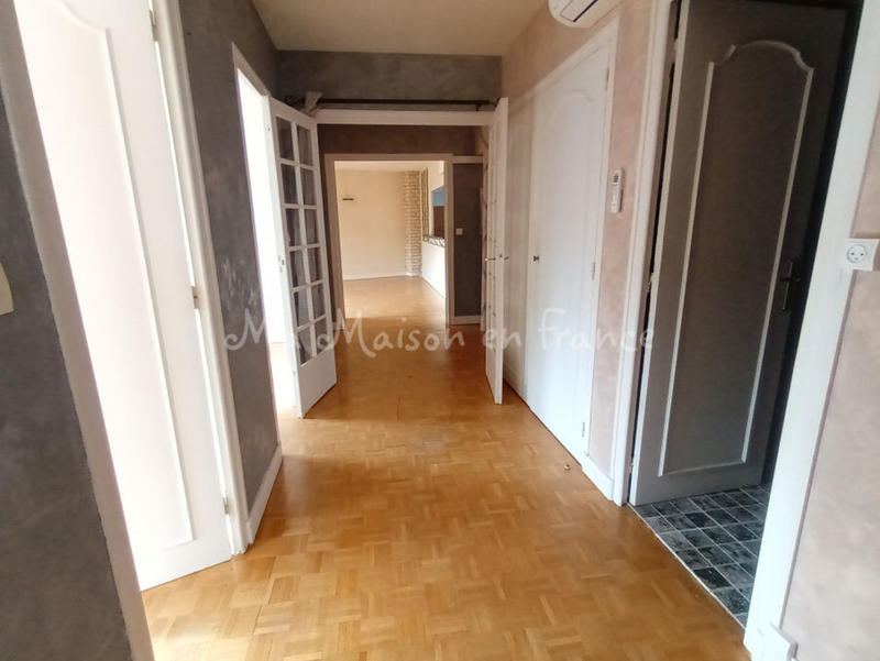 Appartement - 111 m² - 4 pièces