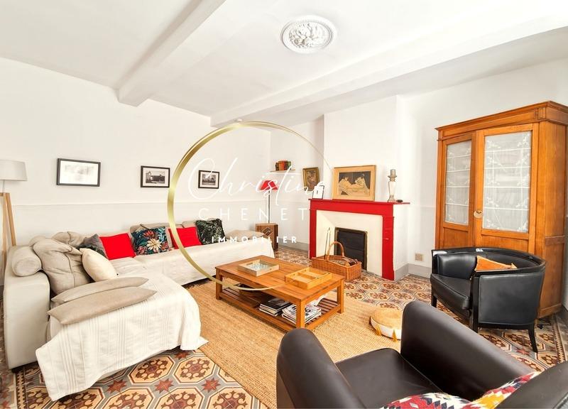 Maison de ville - 180 m² - 7 pièces